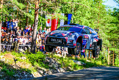 Teemu Suninen flew at home on Friday
