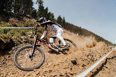 Le V10 de Santa Cruz de Loïc Vergier en Coupe du Monde est l'un des meilleurs VTT descente de 2019.