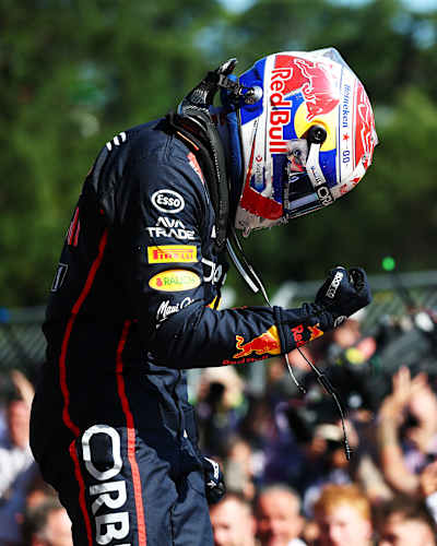 Max Verstappen comemora