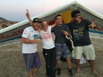 Corinna Schwiegershausen e companheiros de voo