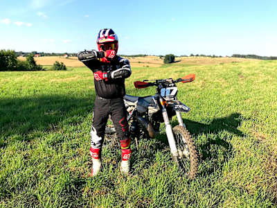 Jakie nałokietniki do motocrossu/enduro?