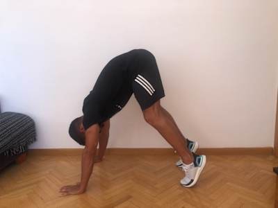 Flexión hombros (Paso 1)