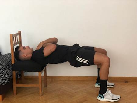 臀部上推（步骤1）