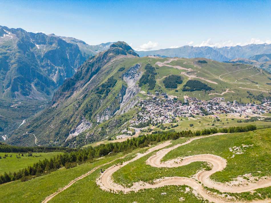 The area reaches up to 3,600m