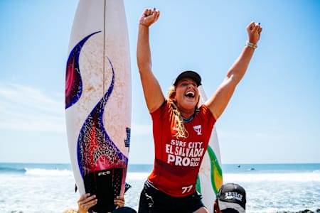 Gabriela Bryan em El Salvador