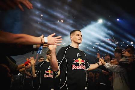 Veljko 'Velja' Čamdžić of Los Ratones walks to the stage at Red Bull League of Its Own 2025.