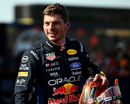 Max Verstappen aus den Niederlanden vom Team Oracle Red Bull Racing blickt am 26. Juli 2026 in Budapest, Ungarn, während des F1-Grand-Prix von Ungarn auf dem Hungaroring im Parc Fermé in die Kamera.