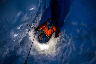 Will Gadd and the climbers climbed to about 20-60meters above the bottom of the Athabasca Glacier.