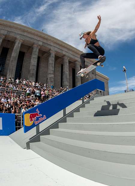 Leticia Bufoni actúa en la Red Bull Buenos Aires Conquest en Buenos Aires, Argentina, el 9 de noviembre de 2024. 