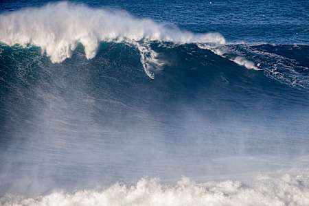 Approaching big waves, your mind is thinking is good things. A lot of the skill of big wave surfing is keeping your mind free of negatives; those are what can make an experience deadly.