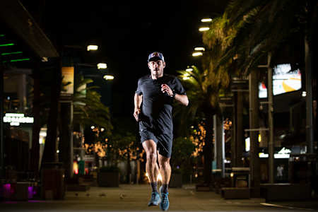 Le coureur Courtney Atkinson.