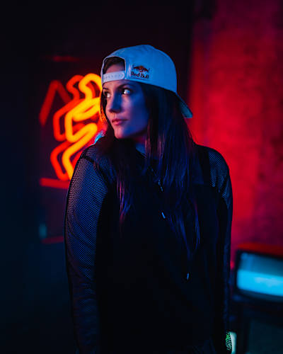 Profile shot of Kelsie KayPea Pelling.