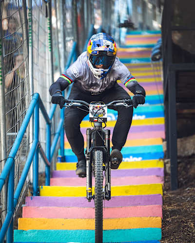In Valparaíso, Chile, 2025, Tomas Slavik showcases his skills descending the iconic steps during the Red Bull Valparaíso Cerro Abajo event.