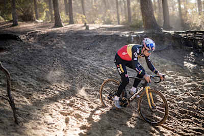 Wout van Aert trains in cyclocross specific conditions for his 2021 Cyclocross season in Belgium.