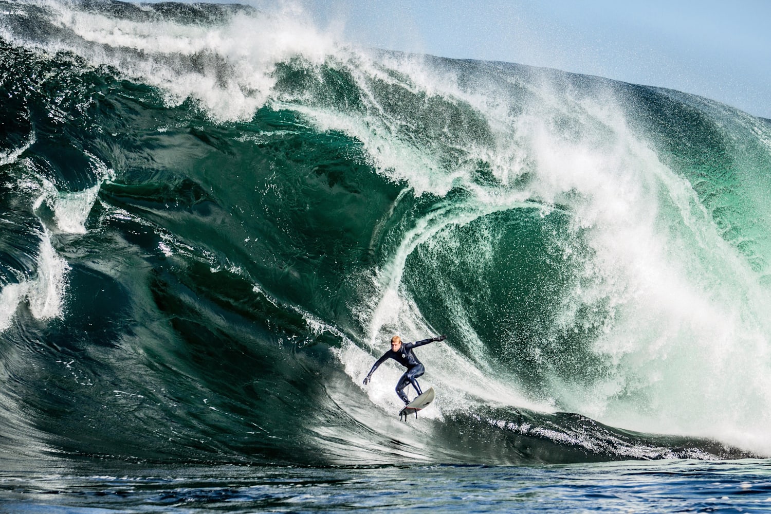 Mick Fanning Surfing Red Bull Cape Fear Shipstern Bluff