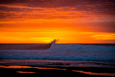 Jordy Smith starts the day right at Bells Beach