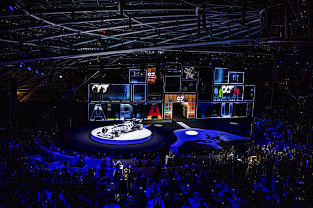 Der AT01: perfekt in Szene gesetzt vor der ersten Ausfahrt