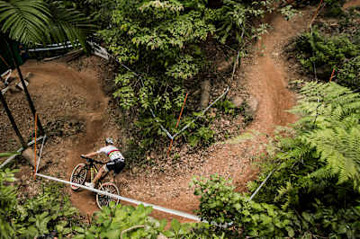 Nino Schurter performs at the UCI XCO World Cup in Cairns on April 24th 2016.