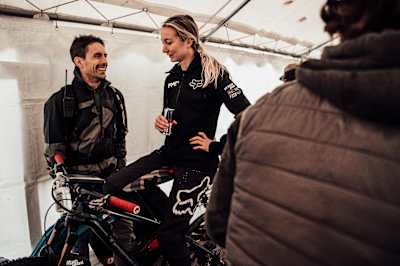 Tahnée Seagrave chats to Chris Kilmurray at the UCI DH World Cup in La Bresse, France on August 25th, 2018
