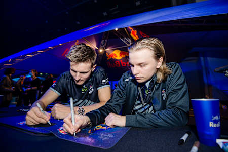 Aleksi "Aleksib" Virolainen & Valdemar "valde" Vangså, Team OG