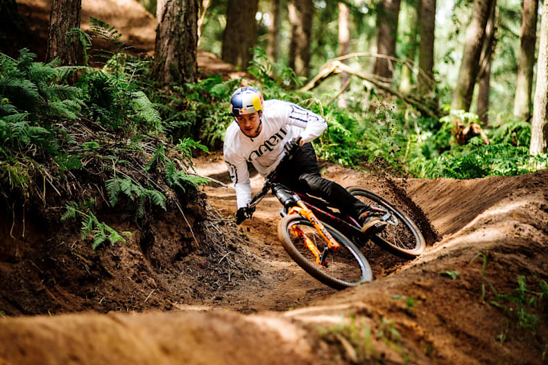 How To Build Turns Into Mountain Bike Trails Top Tips