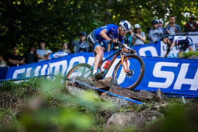 Gerhard Kerschbaumer durante el Campeonato del Mundo de XCO UCI en Mont-Sainte-Anne, Canadá, el 31 de agosto de 2019.