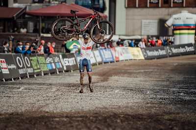 Thomas Pidcock performs at UCI XCO World Championships in Leogang, Austria on October 9, 2020.