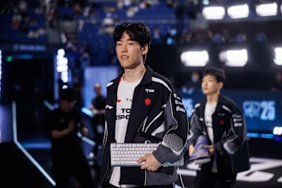 Hang of Top Esports walks onstage at League of Legends Worlds 2025 Semifinal Stage on November 02, 2025 in Shanghai, China.