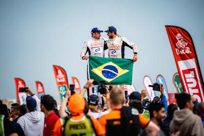 Lucas Moraes, da equipe Overdrive Racing, é visto na linha de chegada do Rally Dakar 2023 em Dammam, Arábia Saudita, em 15 de janeiro de 2023 