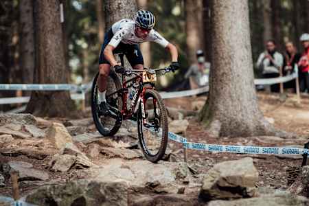 Thomas Pidcock performs during UCI XC U23 in Nove Mesto na Morave, Czech Republic on October 3, 2020.
