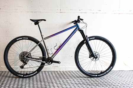 Prova titanium bike