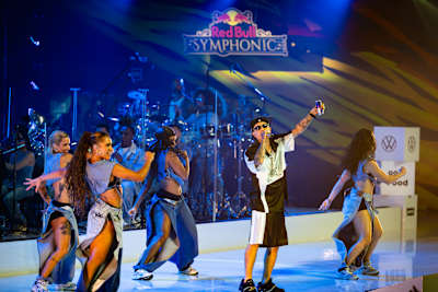 Red Bull Symphonic Brasil: Música e dançca juntos no show
