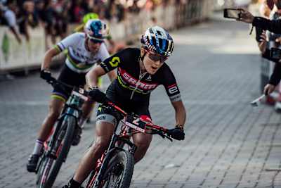 Kate Courtney performs at the UCI XCC World Cup in Snowshoe, USA on September 7, 2019