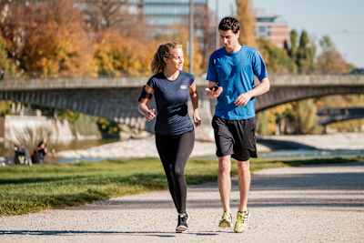 Pour battre son temps sur une course de 5 km, il n'y a rien de tel qu'une bonne compétition pour se motiver.