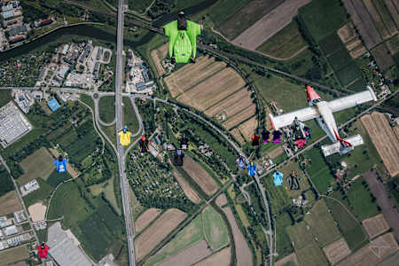 Baltic Wingsuit Meet - rekord AWF, 18 osób i samolot