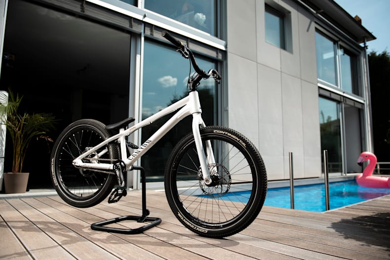 canyon street trial bike