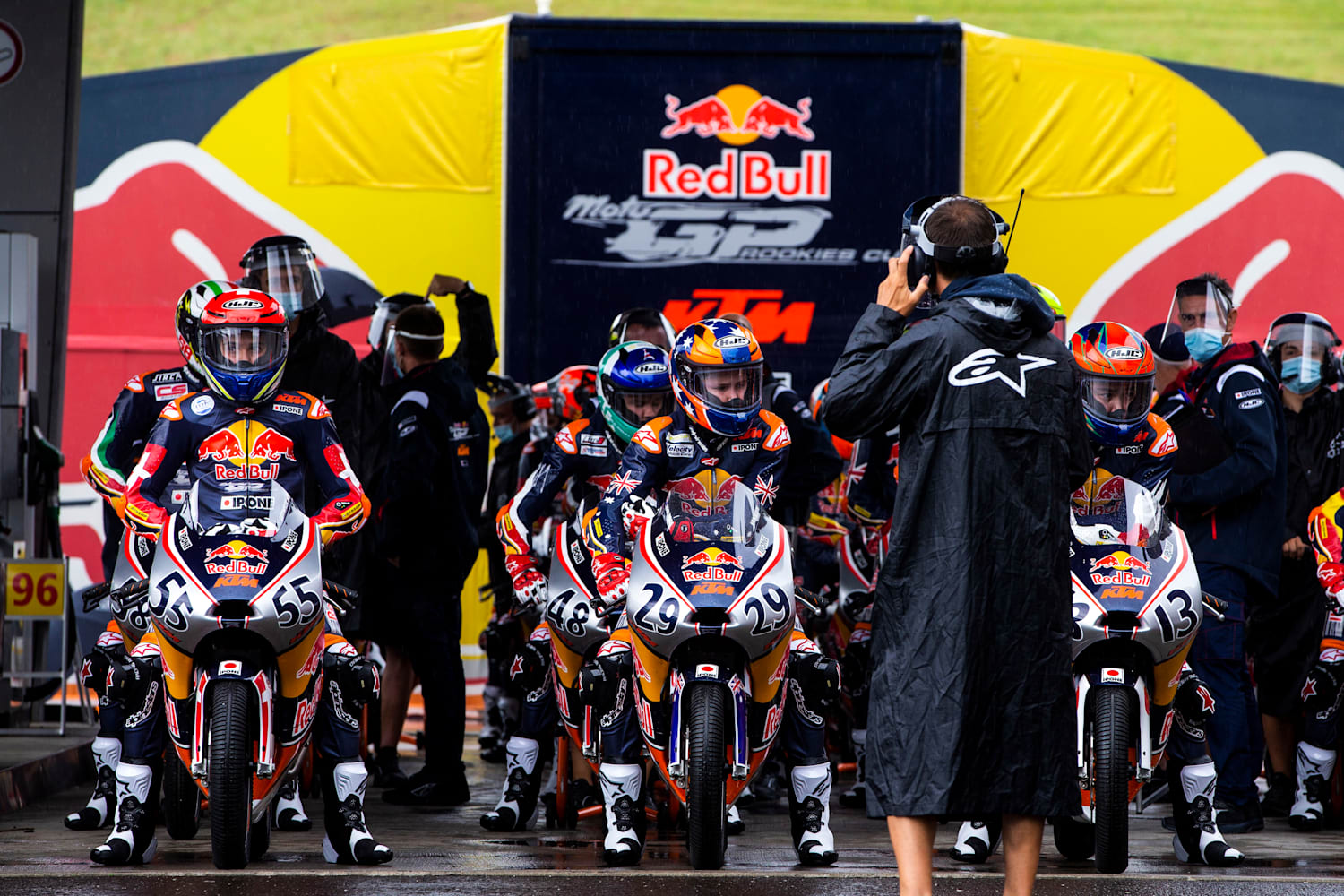 red-bull-motogp-rookies-cup-2020-valencia-round-1