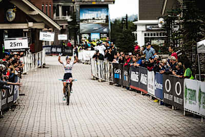 Evie Richards performs at the Mercedes-Benz Mountain Bike World Cup in Snowshoe, United States, in September 2019.