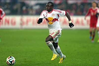 Sadio Mané v drese Red Bullu Salzburg počas prípravného zápasu s Bayernom Mníchov 18.januára 2014 v Salzburgu v Rakúsku.