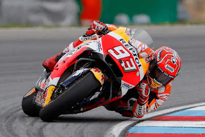Marquez, en pleno derrape en Brno