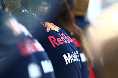 Team On The Pit Wall