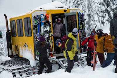 Sean Pettit & Tatum Monod exit the snow cat at the 2016 Red Bull Cold Rush 