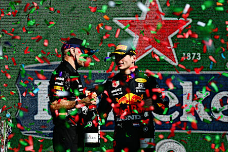 Adrian Newey Celebrating Win In Mexico