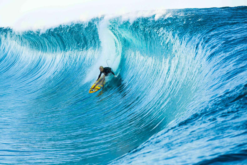 Chasing The Shot Leroy Bellet Films Surfers In Tahiti