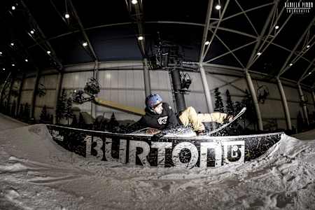 Pedro Hurtado en uno de los cajones del SnowZone.