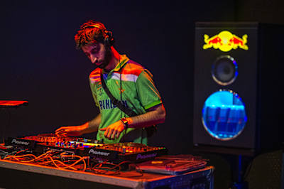 DJ Khanfu va fi responsabil cu muzica la finala națională Red Bull BC One