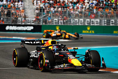 Maintaing The Pack In Miami