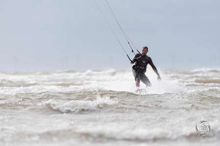 Earnse Bay can lay claim to some of the best kitesurfing around these isles