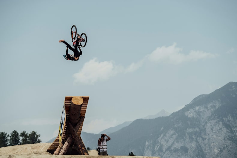 best dirt jump helmet