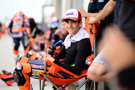 Brian Uriarte in the pit lane of Aragon 2025 - QP Session